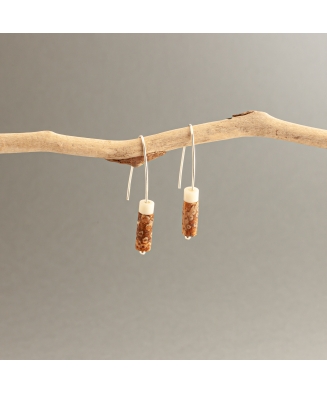 Boucles d'oreille Papyrus en ivoire végétal et pomme de pin fabriquées en France dans le Sud Ouest