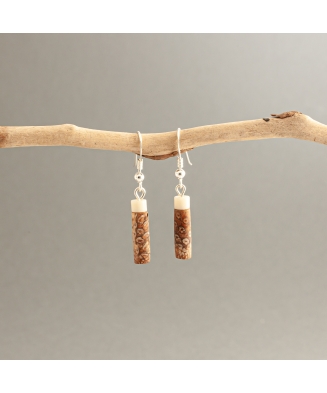 Boucles d'oreille Papyrus en ivoire végétal et pomme de pin fabriquées en France dans le Sud Ouest