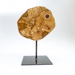  Sculpture Orme 2 en tagua, ivoire végétal par Kokobelli
