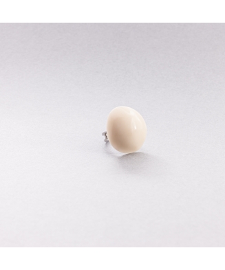Bague en cabochon de tagua blanche monté sur argent. Fabriquée à Lège Cap Ferret 