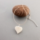 Collier Cuore - Pendentif en forme de coeur en ivoire végétal monté sur cordon de cuir. fabriqué sur le Bassin d'Arcachon. 