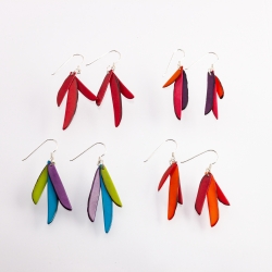  Boucles d'oreilles Plumes en tagua, ivoire végétal par Kokobelli