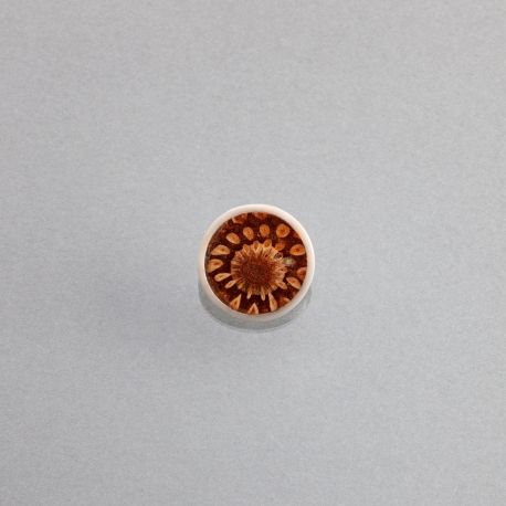 Pomme de pin en tagua, ivoire végétal - Broche Helia en ivoire végétal et pomme de pin fabriquée à Lège Cap Ferret - kokobelli